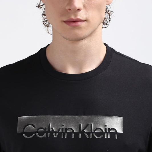 Calvin Klein T-Shirt